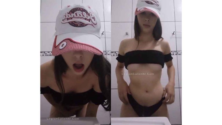 PETITE TEEN RUBS HER PUSSY ON LIVE STREAMING BUZZCAST