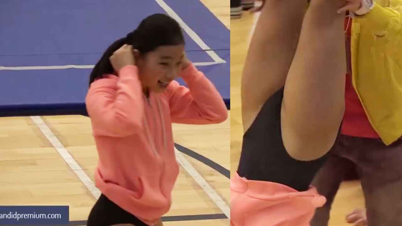 Asian JAV Sexy Teen Gymnast in Competition