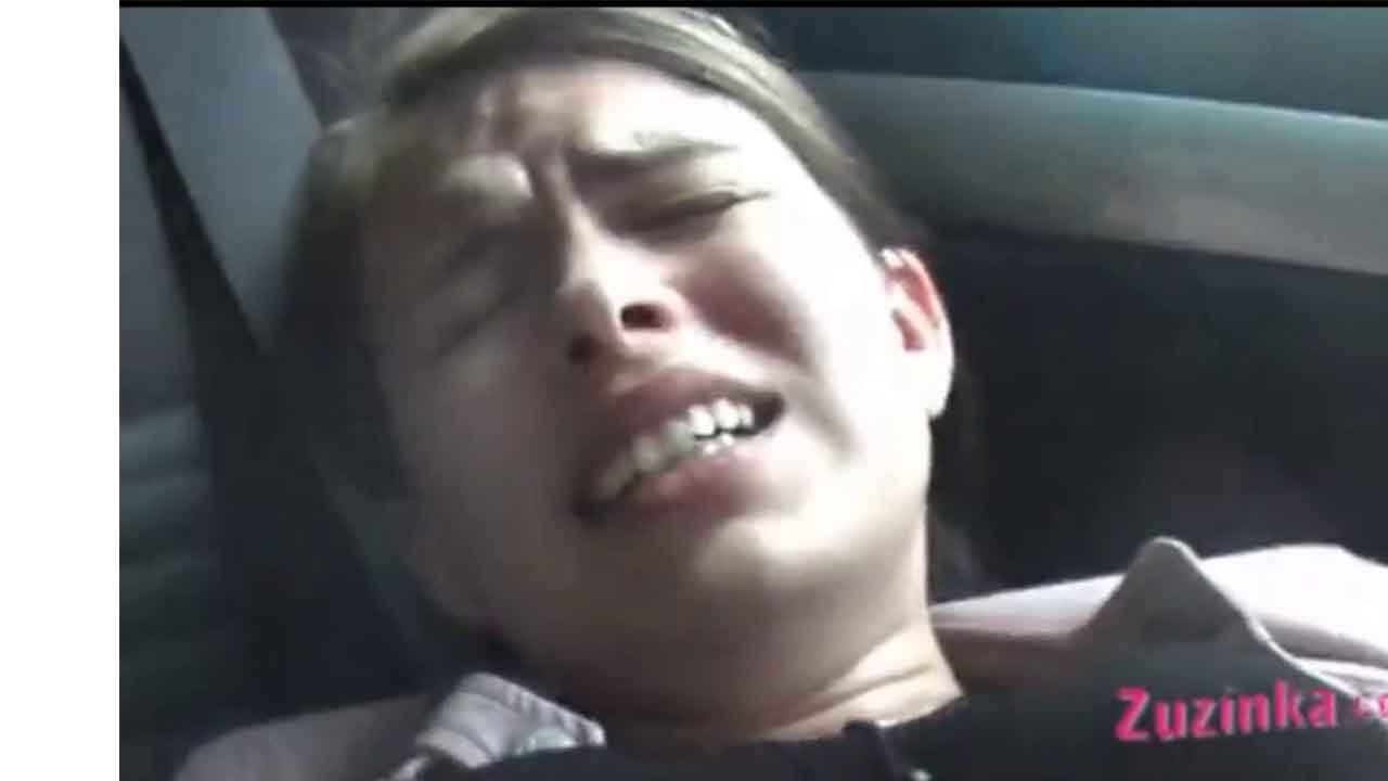 a toss-up decided to have sex in the car
