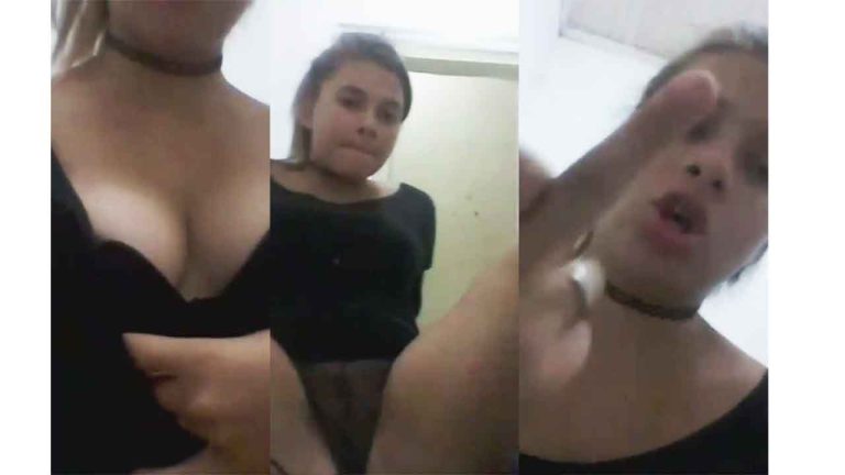 AUSTRALIAN TEEN TIGHT TITS FLASH PANTIES