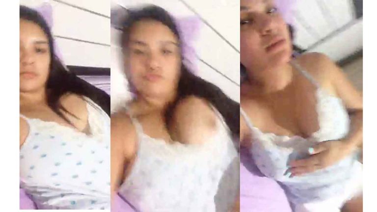 TEEN VICTORIA, ACCIDENTAL SLIP BOOBS EN LIVE